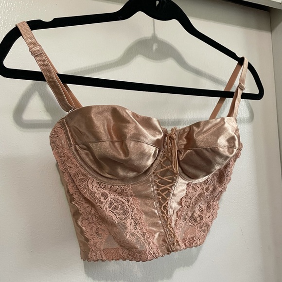 Vintage Balconet Lace-up Bustier ❣︎ - Picture 7 of 7